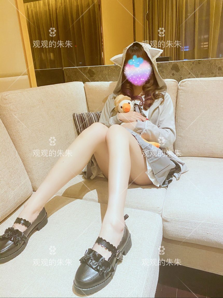 极品网络红人观观的朱朱无圣光套图（四）[111P]