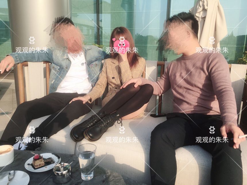 极品网络红人观观的朱朱无圣光套图（四）[111P]