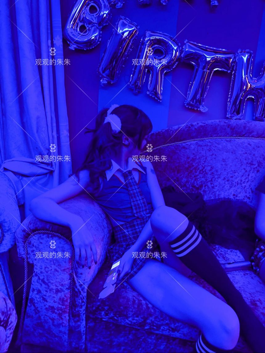 极品网络红人观观的朱朱无圣光套图（四）[111P]