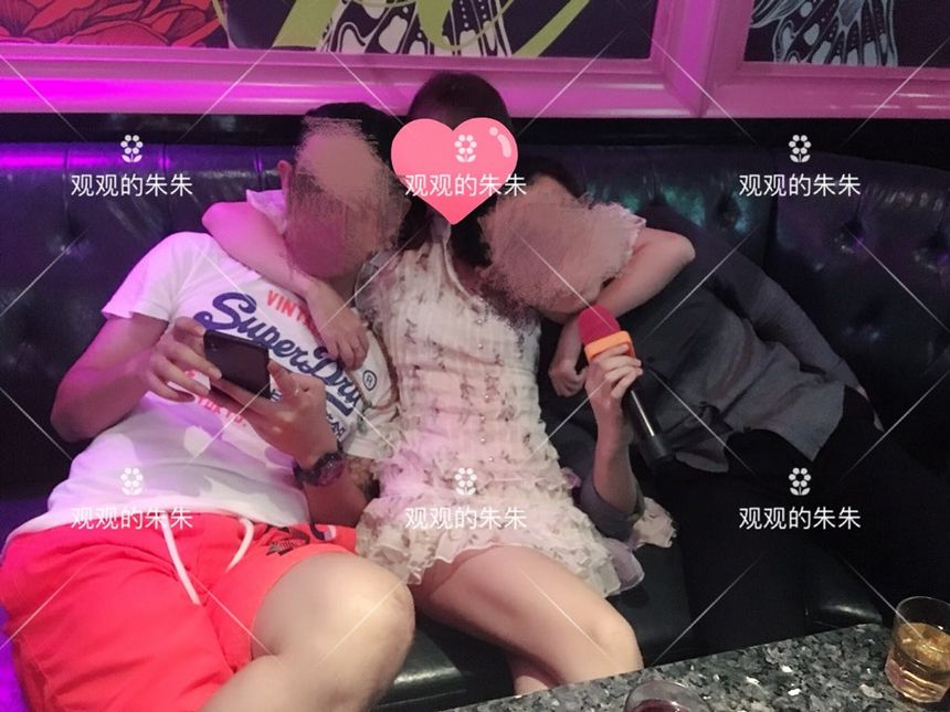 极品网络红人观观的朱朱无圣光套图（四）[111P]