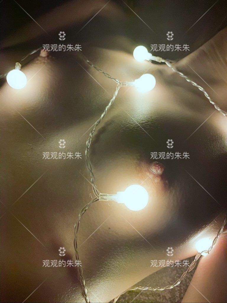 极品网络红人观观的朱朱无圣光套图（四）[111P]