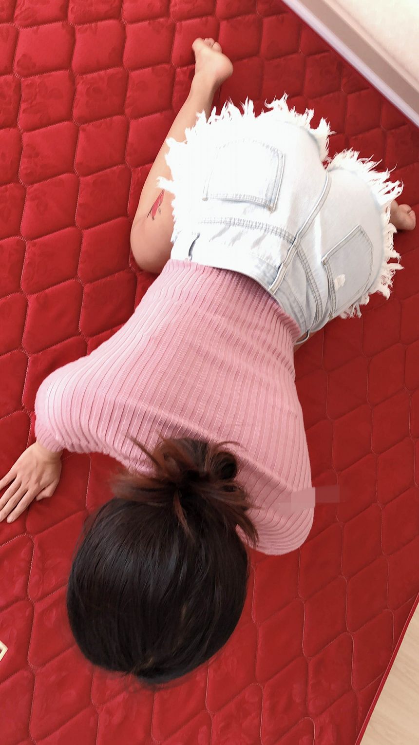 极品网络红人骚伊伊苞米地无圣光套图[54P]