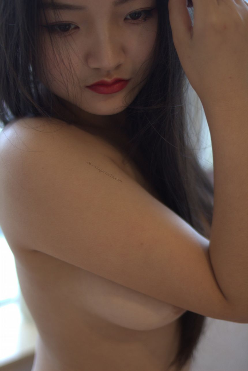 极品美模灵灵私拍无圣光套图（三）[100P]