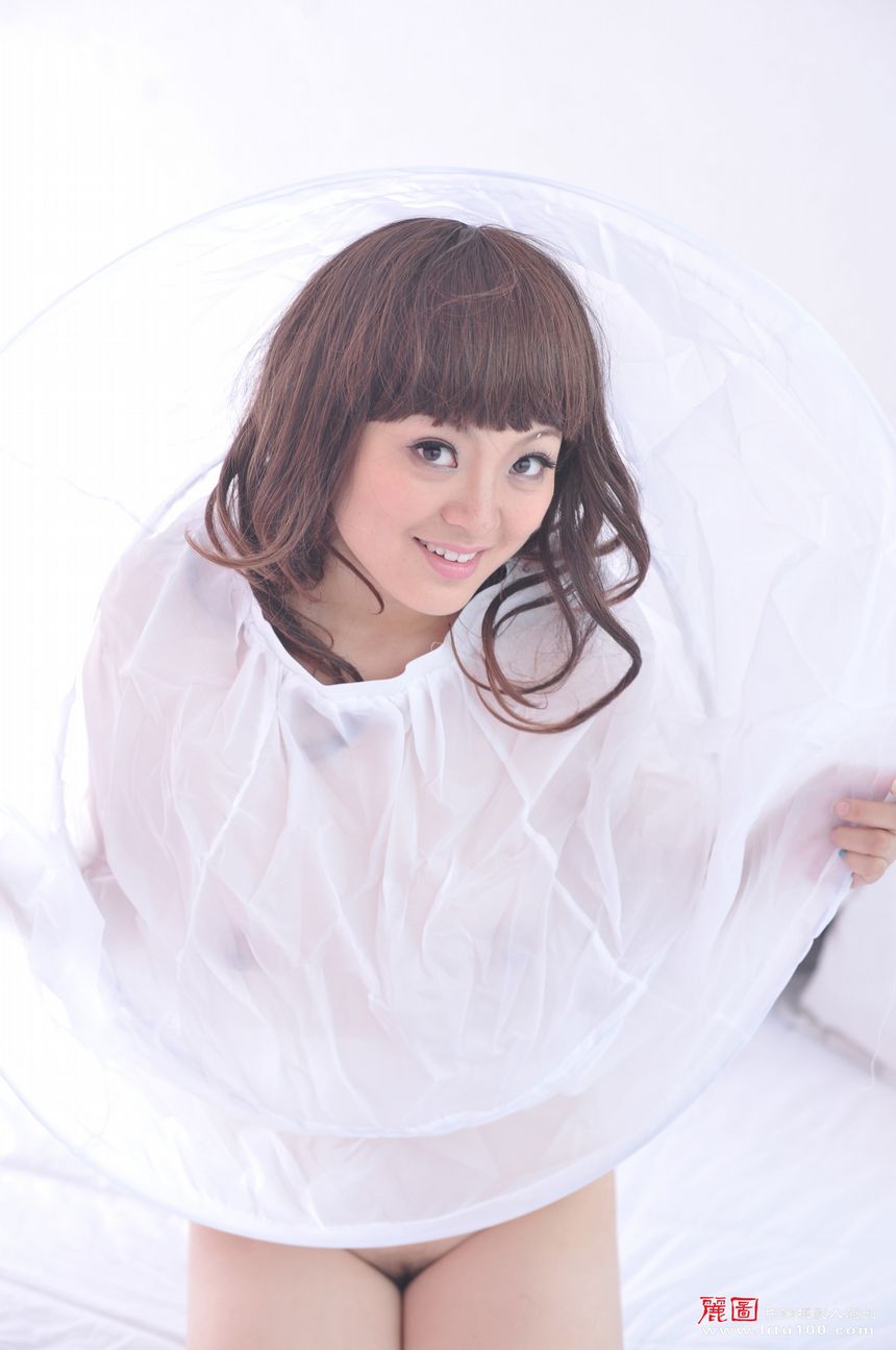 极品美模苏茜私拍无圣光套图（二）[56P]