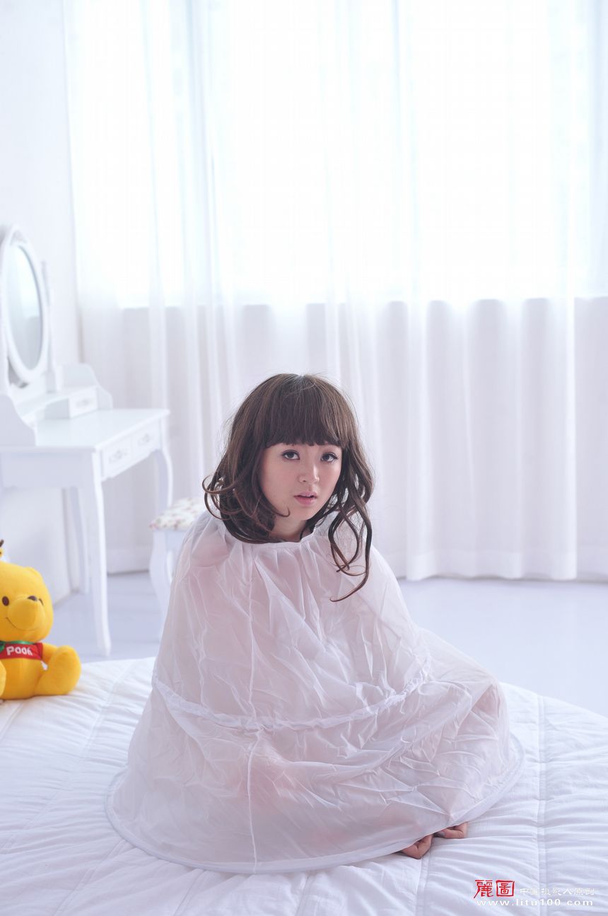 极品美模苏茜私拍无圣光套图（二）[56P]