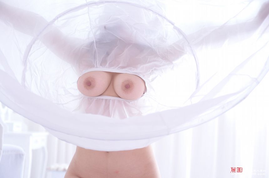 极品美模苏茜私拍无圣光套图（二）[56P]