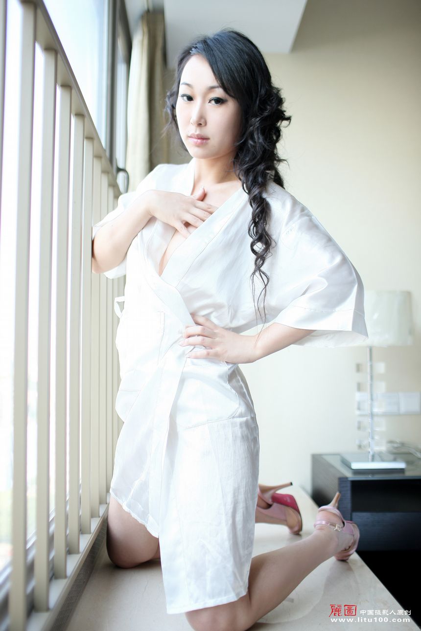 极品美模苏蕾私拍无圣光套图（二）[41P]