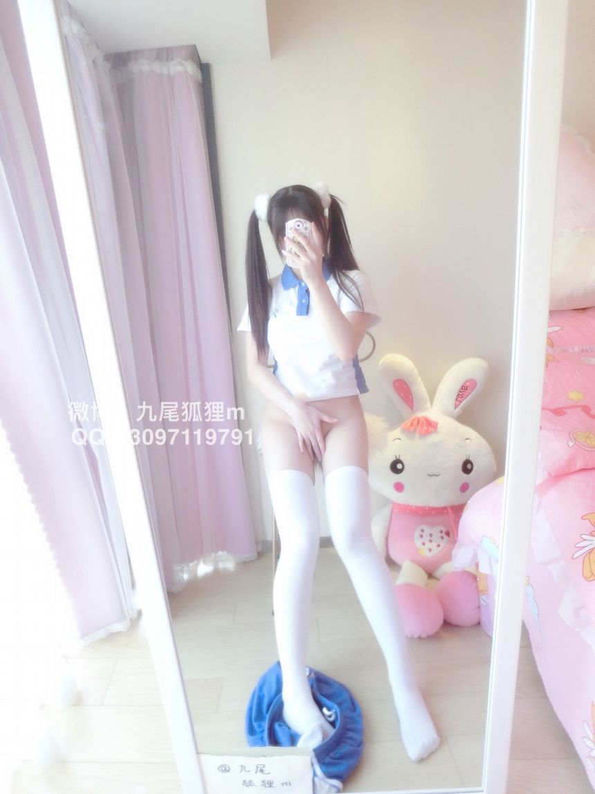 极品萝莉网红九尾狐狸m之放学回家无圣光套图[78P]