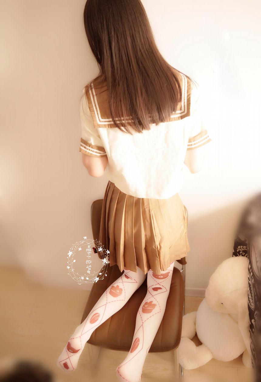 极品萝莉网红吃货小绿MVIP无圣光套图[93P]