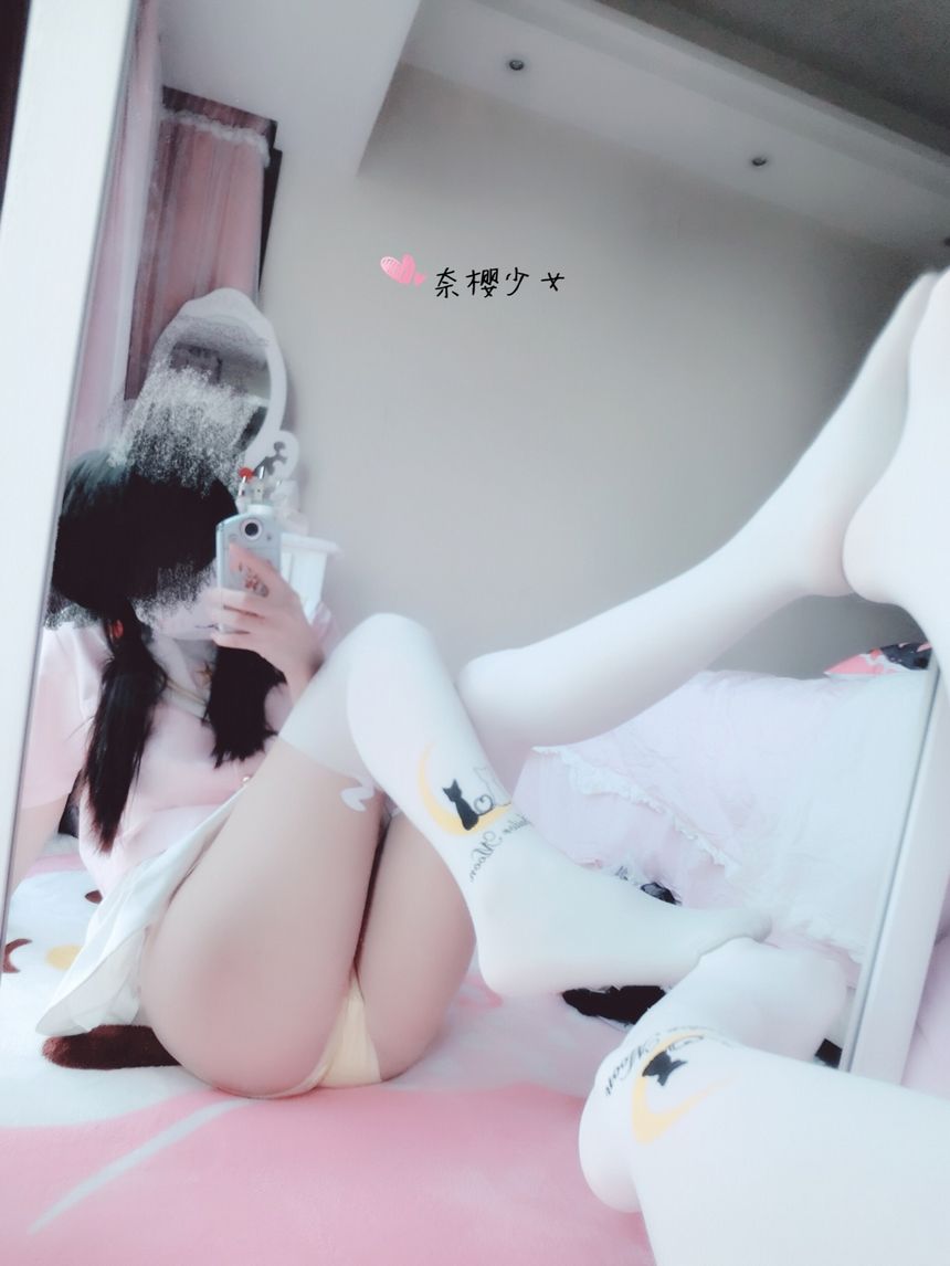 极品萝莉网红奈樱少女无圣光套图[91P]