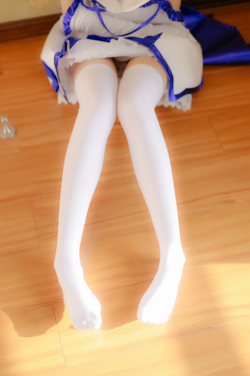 极品萝莉网红少女映画Fate saber无圣光套图[75P]