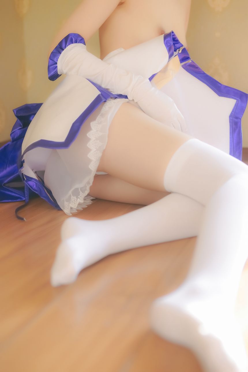 极品萝莉网红少女映画Fate saber无圣光套图[75P]