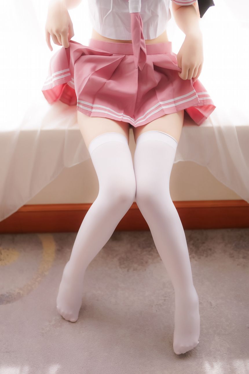 极品萝莉网红少女映画阿斯托尔福水手服无圣光套图[92P]