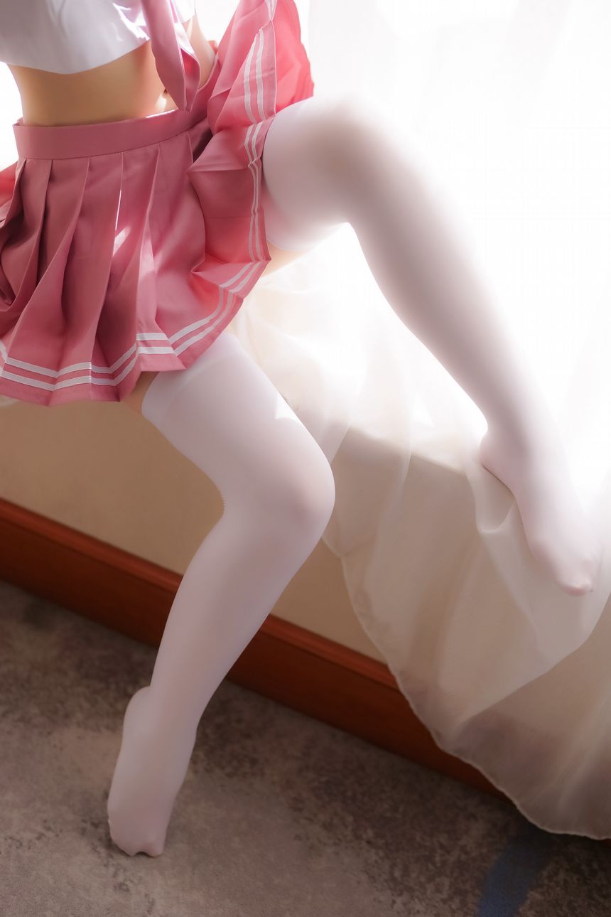 极品萝莉网红少女映画阿斯托尔福水手服无圣光套图[92P]