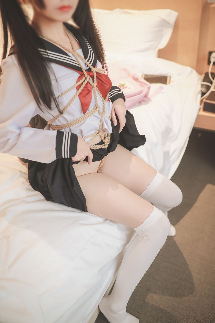 极品萝莉网红工口小妖精制服私房无圣光套图[132P]