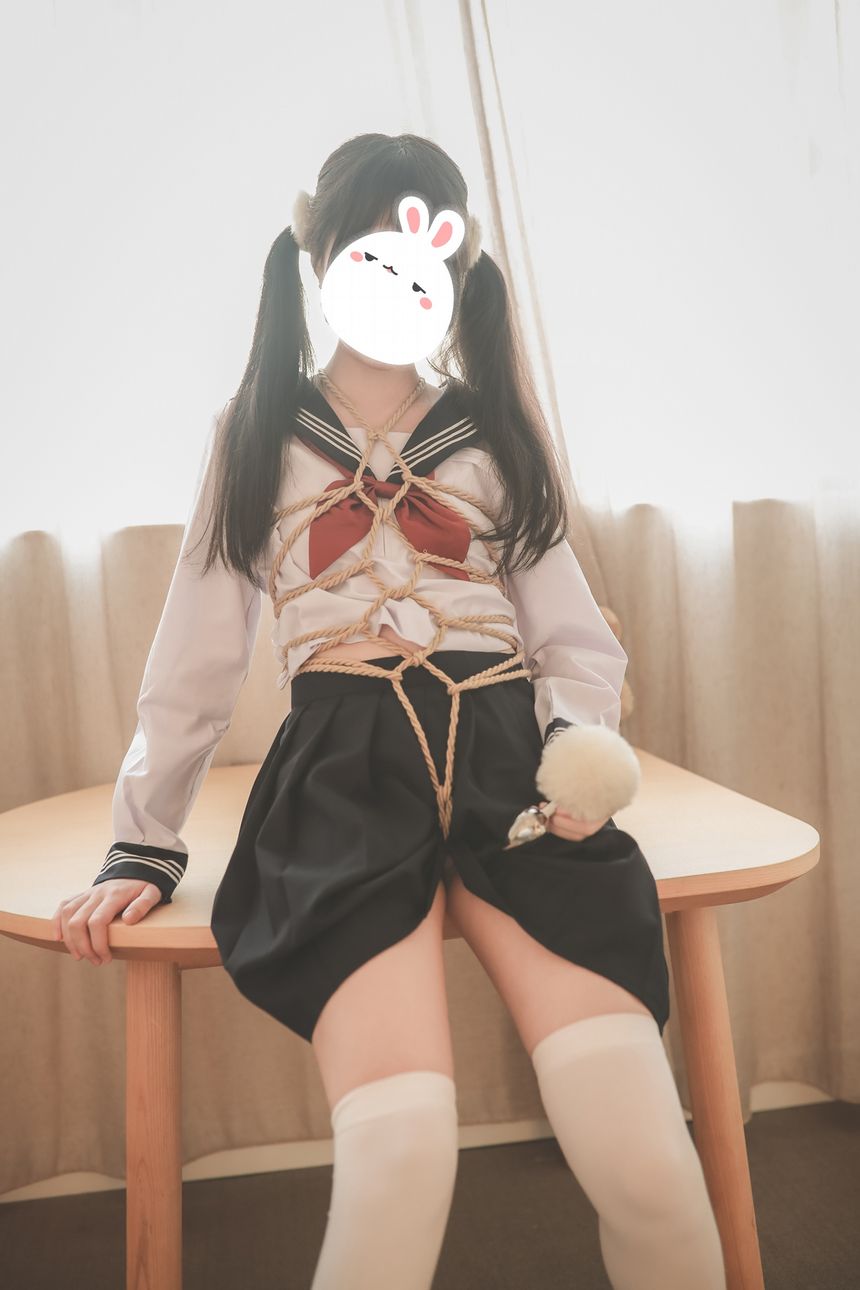 极品萝莉网红工口小妖精制服私房无圣光套图[132P]