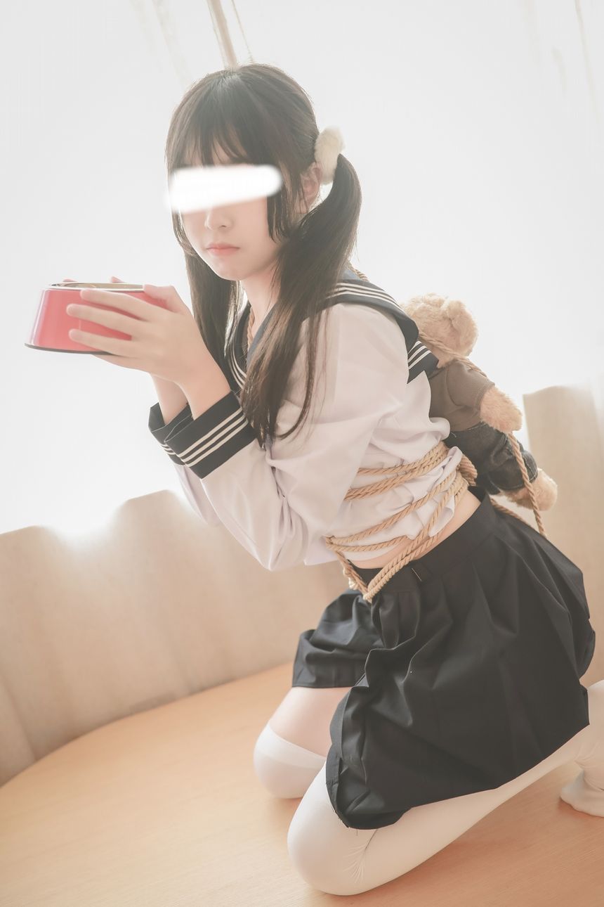 极品萝莉网红工口小妖精制服私房无圣光套图[132P]