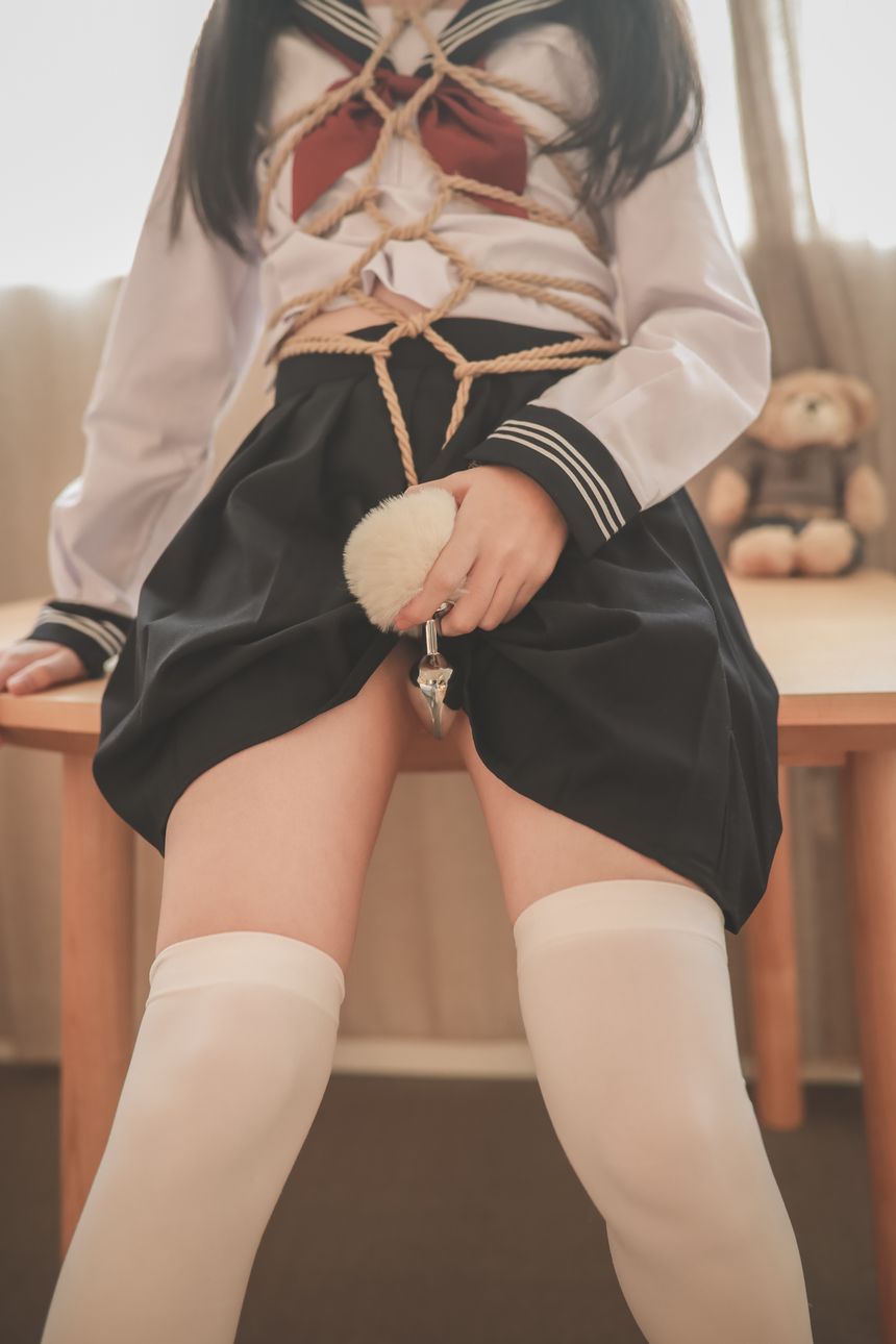 极品萝莉网红工口小妖精制服私房无圣光套图[132P]