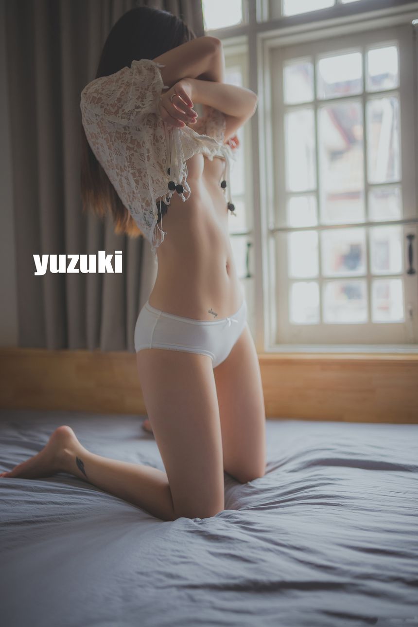 极品萝莉网红柚木之小姐姐的家居日常拍摄无圣光套图[60P]