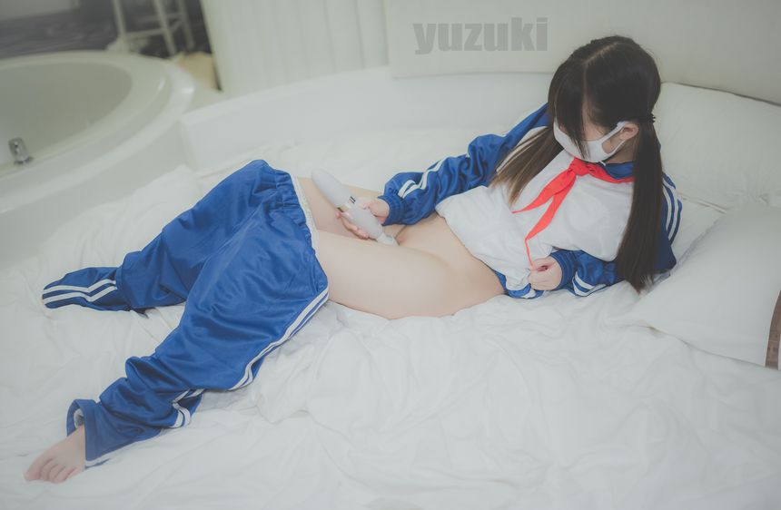 极品萝莉网红柚木之校服无圣光套图[33P]