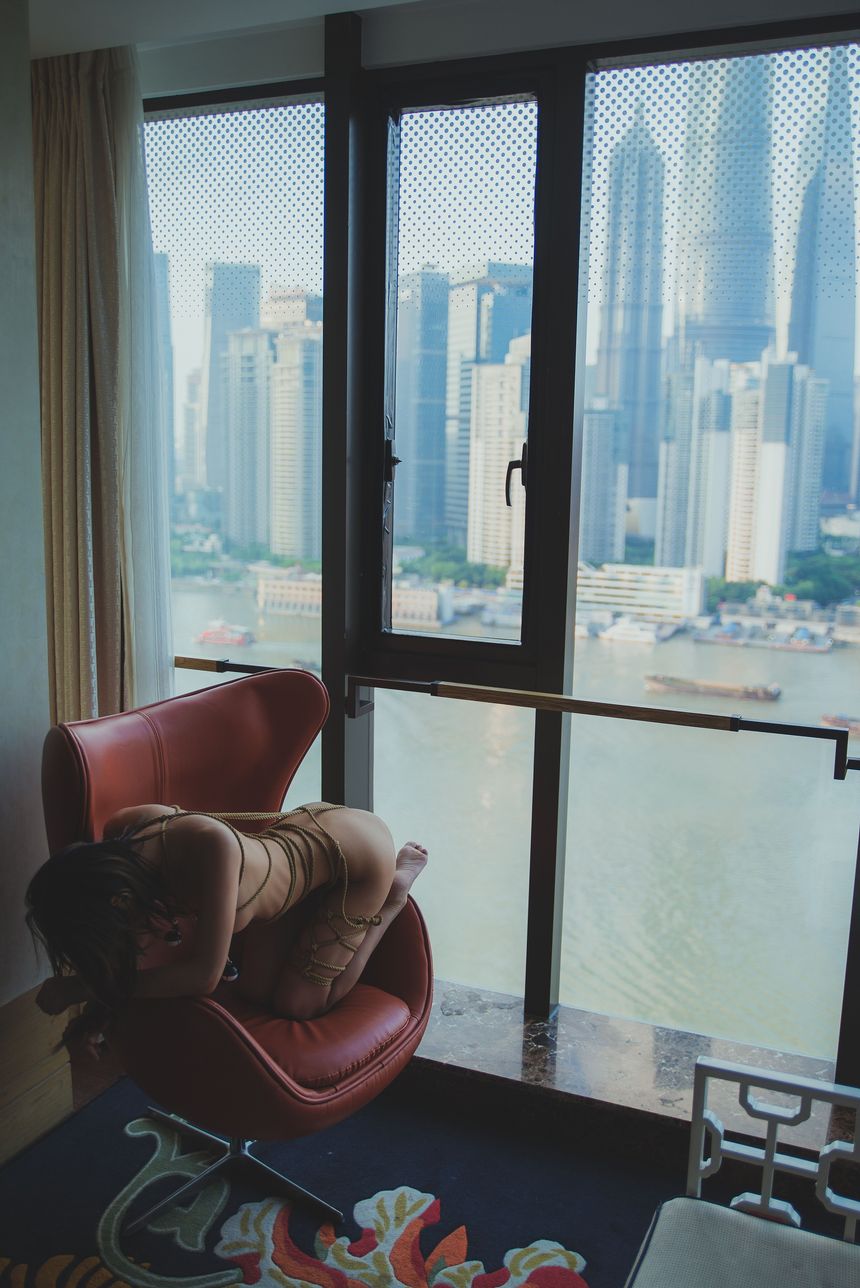 极品萝莉网红柚木写真品玉系列无圣光套图（二）[70P]