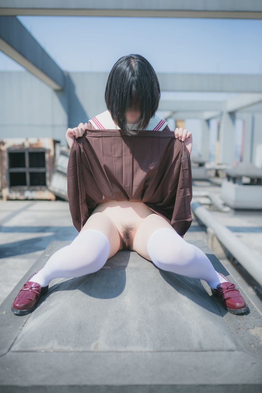 极品萝莉网红柚木私拍无圣光套图[78P]