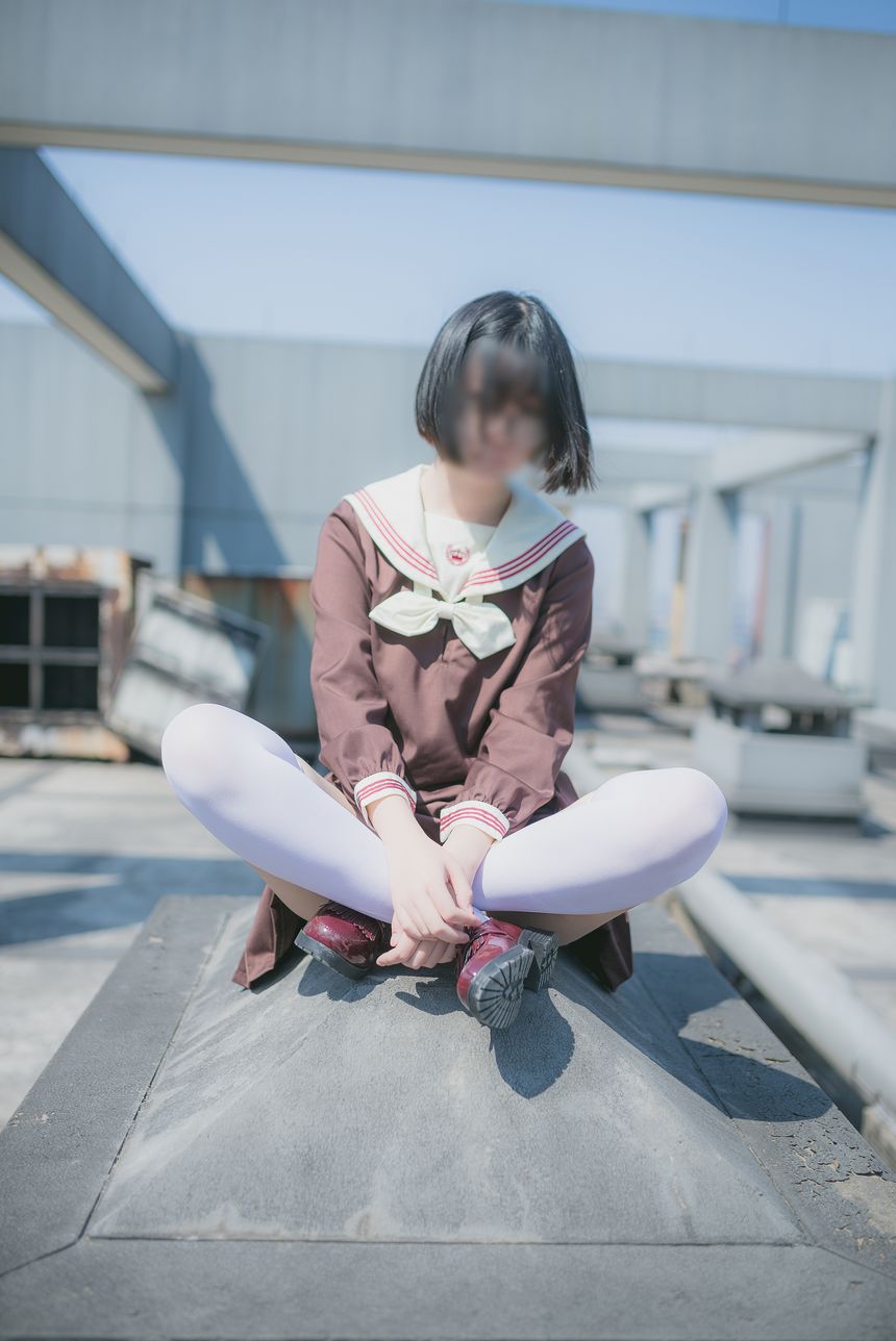 极品萝莉网红柚木私拍无圣光套图[78P]