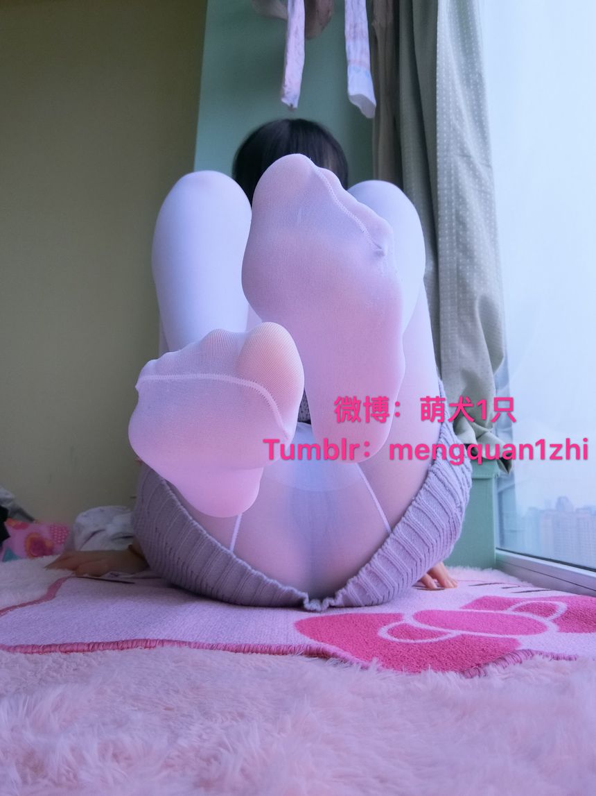 极品萝莉网红萌犬1只露背毛衣无圣光套图[44P]
