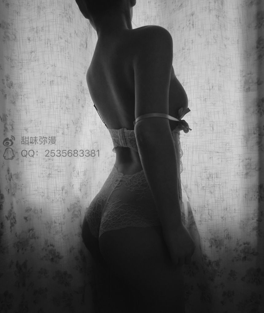 极品萝莉网红萌白酱(甜味弥漫)之蕾丝连体衣无圣光套图[55P]