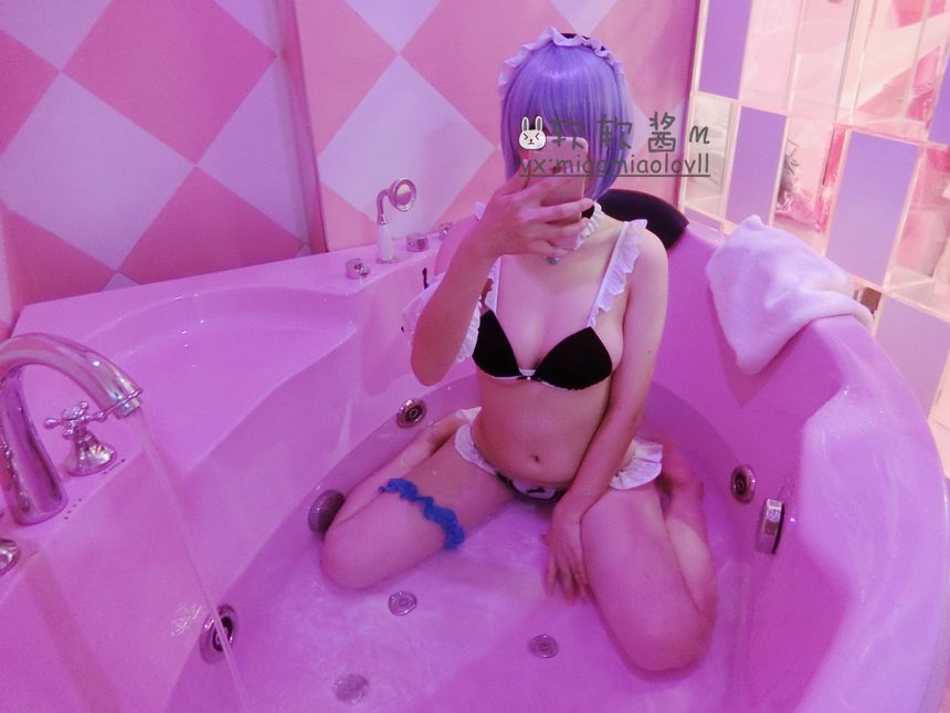 极品萝莉网红软软酱m之蕾姆泳衣无圣光套图[119P]