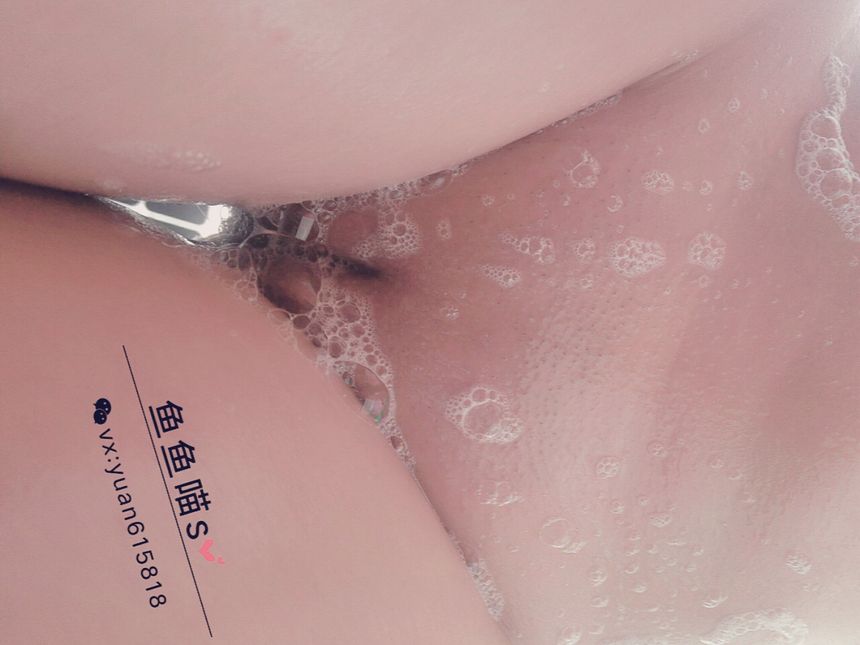 极品萝莉网红鱼鱼喵s无圣光套图（三）[57P]