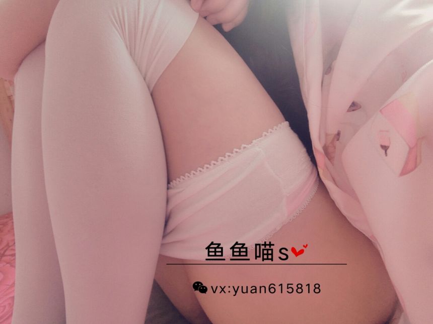 极品萝莉网红鱼鱼喵s无圣光套图（二）[58P]