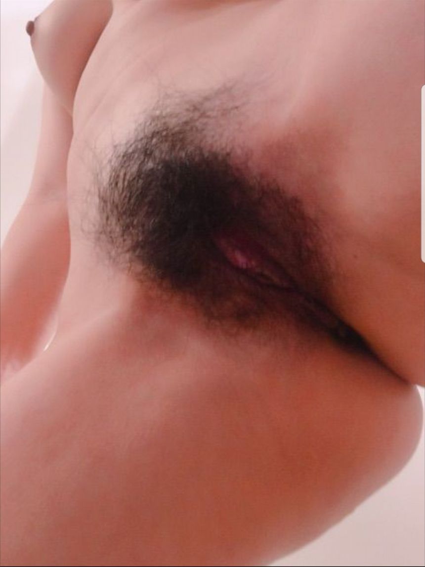 某知名主播私售不雅无圣光套图[53P]