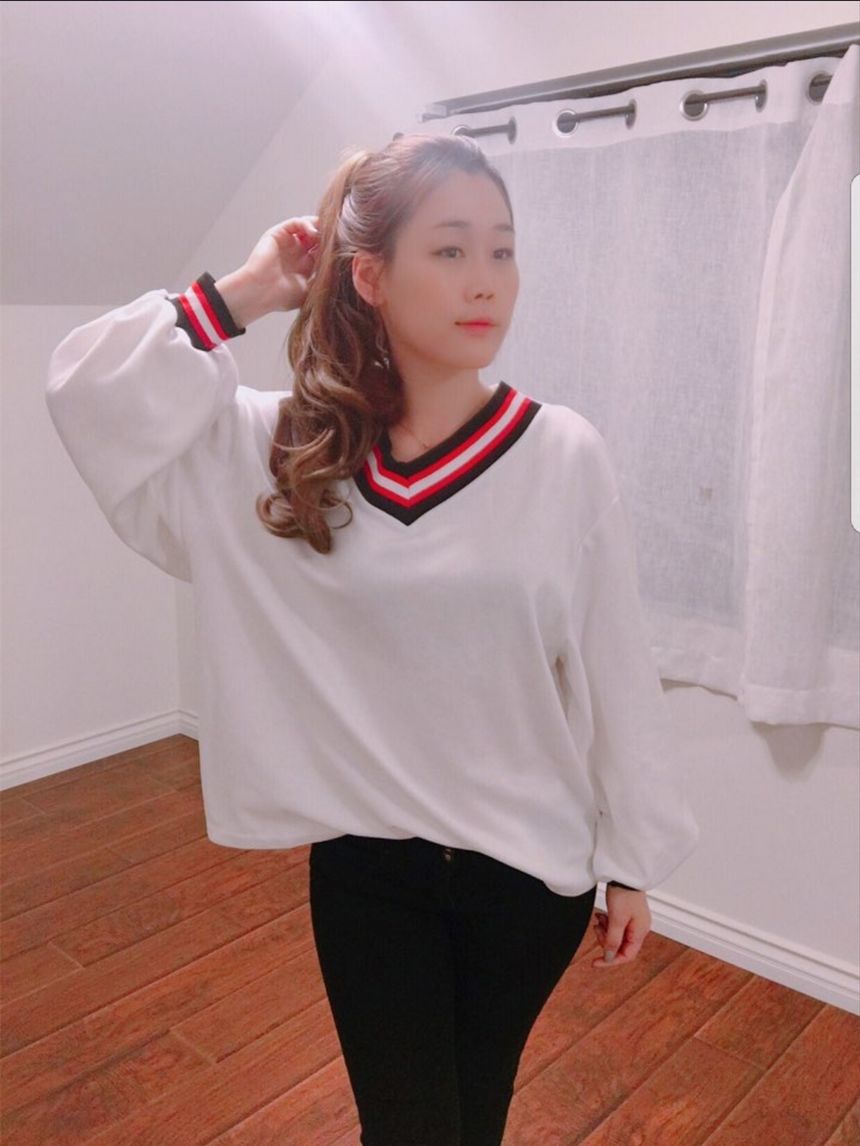 某知名主播私售不雅无圣光套图[53P]