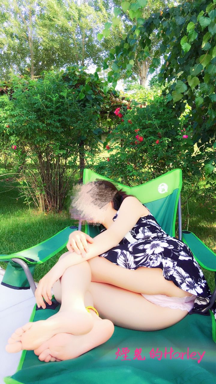 烟鬼的Harley出品之高颜值极品身材户外露出无圣光套图[150P]