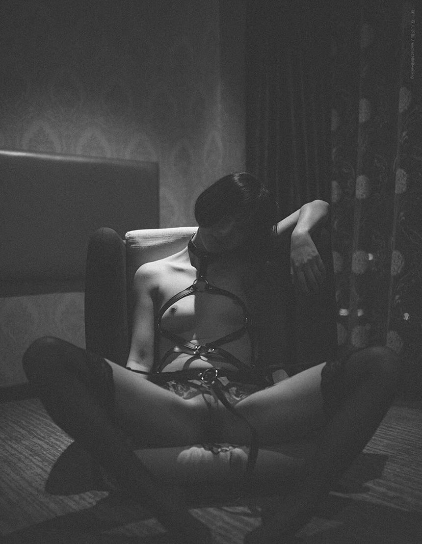 秀人网名模阿朱最新无圣光套图[79P]