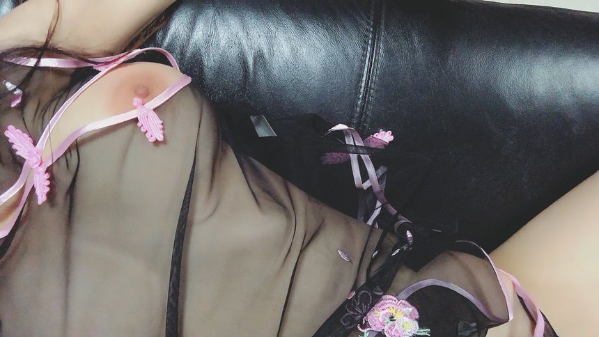 笔芯福利姬yo优优mi透明旗袍无圣光套图[42P]