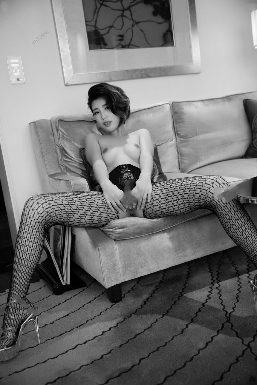 精品美模夏夏私拍无圣光套图[95P]