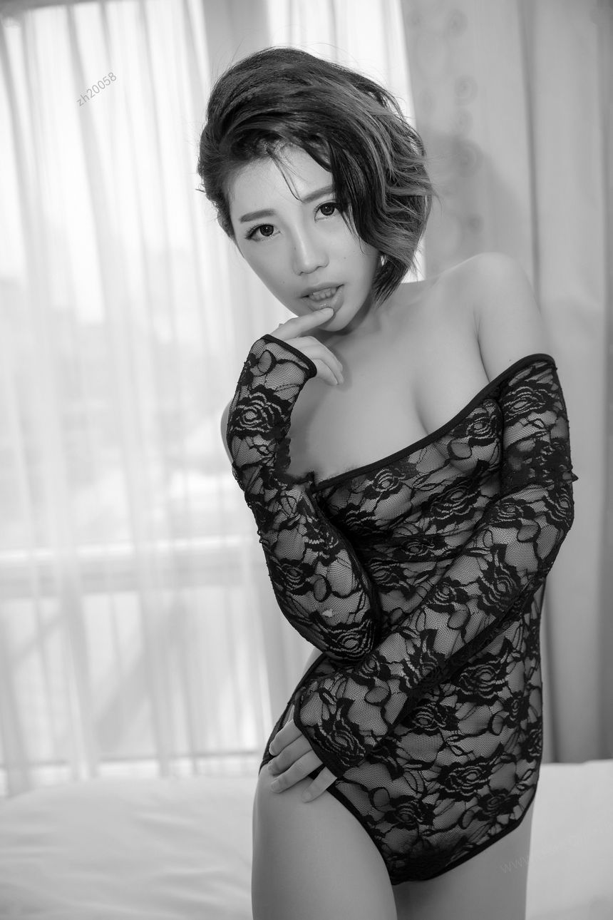 精品美模夏夏私拍无圣光套图（二）[86P]