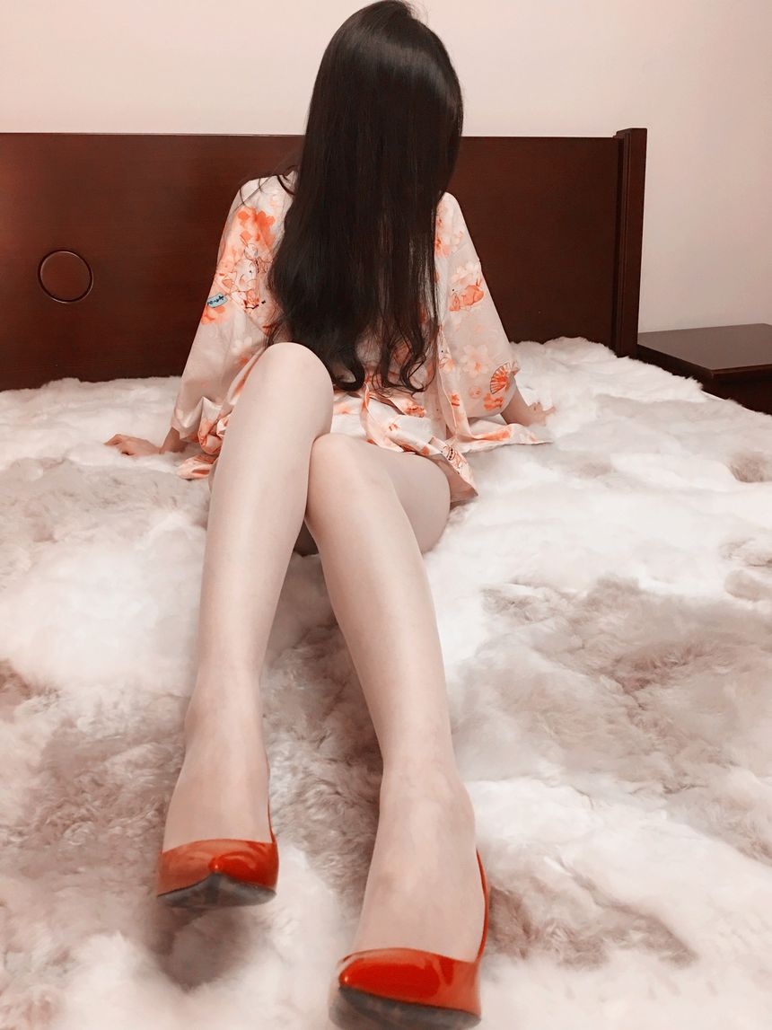 羞欲娘娘系列油亮肉丝+红色高跟[44P]