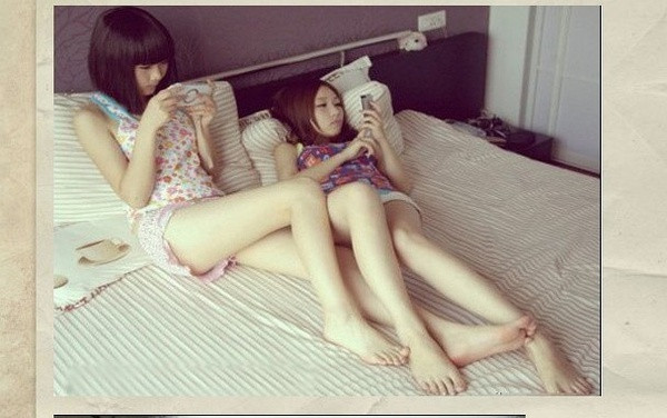 豆瓣福利 来自豆瓣妹子们的美腿自拍[240P]