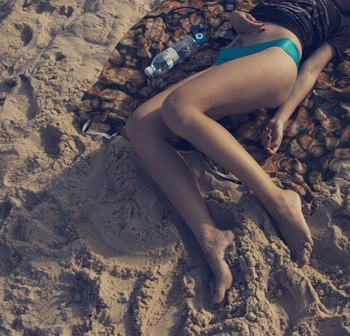 豆瓣福利 来自豆瓣妹子们的美腿自拍[240P]