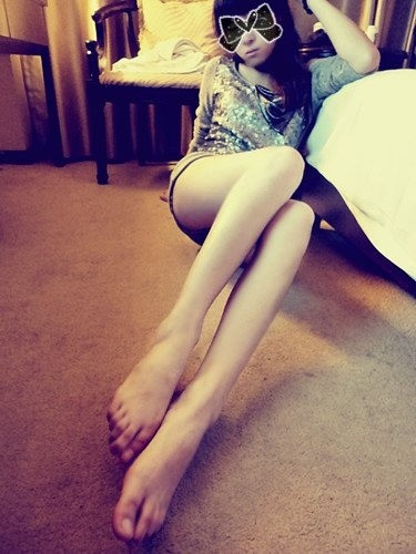 豆瓣福利 来自豆瓣妹子们的美腿自拍[240P]