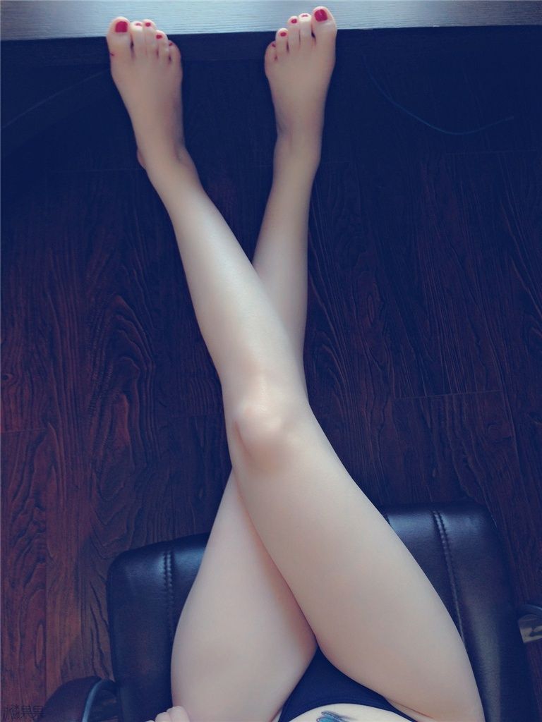 贴吧红人冰城御姐无圣光套图（四）[100P]