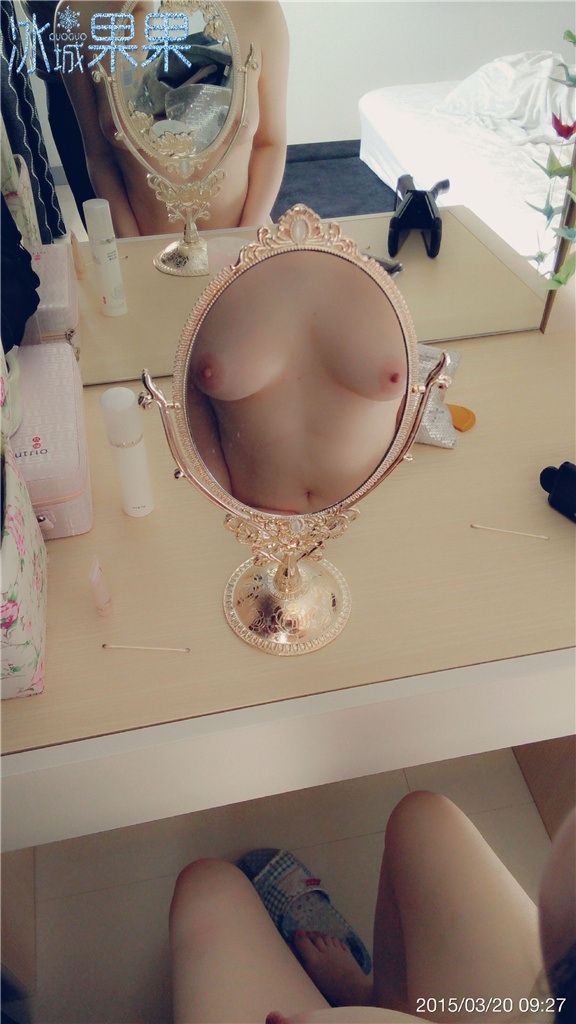 贴吧红人冰城御姐无圣光套图（四）[100P]