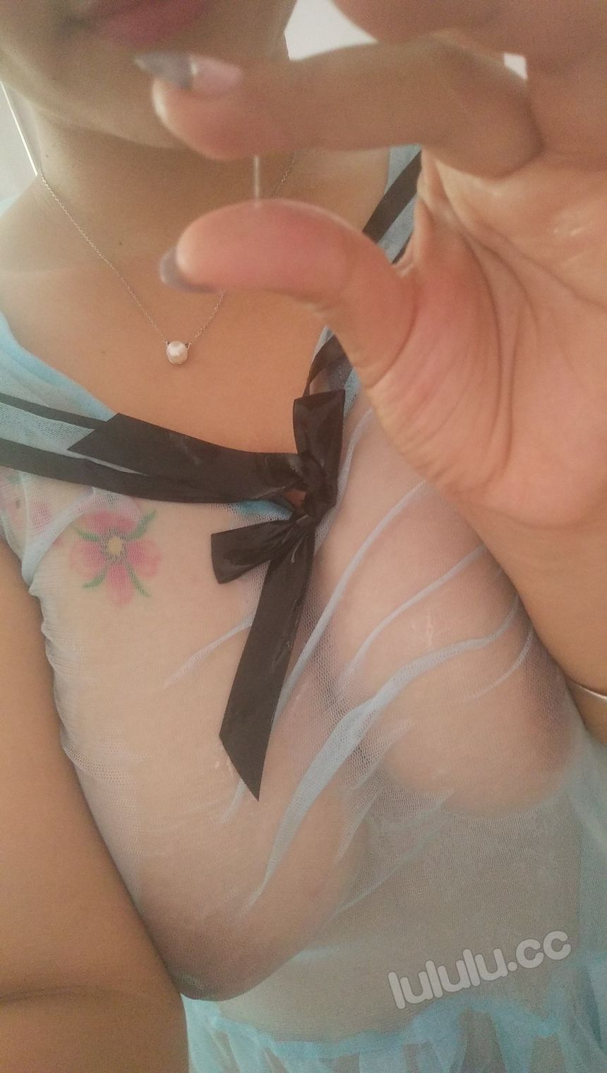 超极奶牛斯斯VIP收费自拍无圣光套图[156P]