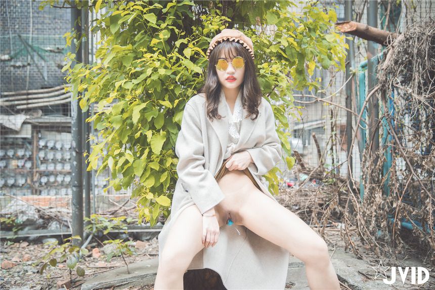 野外极限露出塞满了跳蛋无圣光套图[82P]