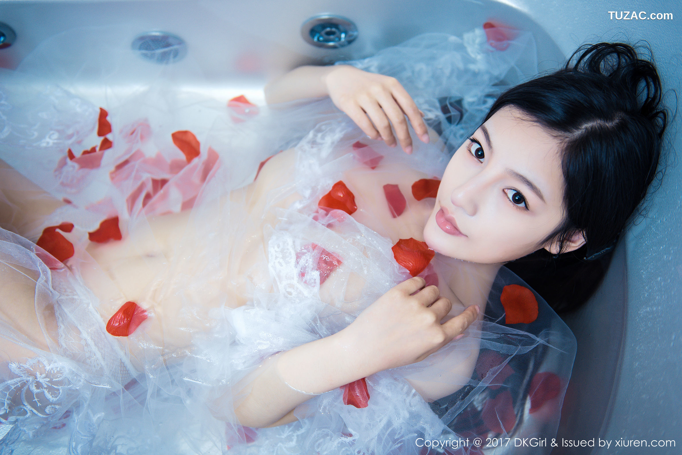 DKGirl御女郎-009-uu阿文-激凸-湿身精彩尺度诱惑