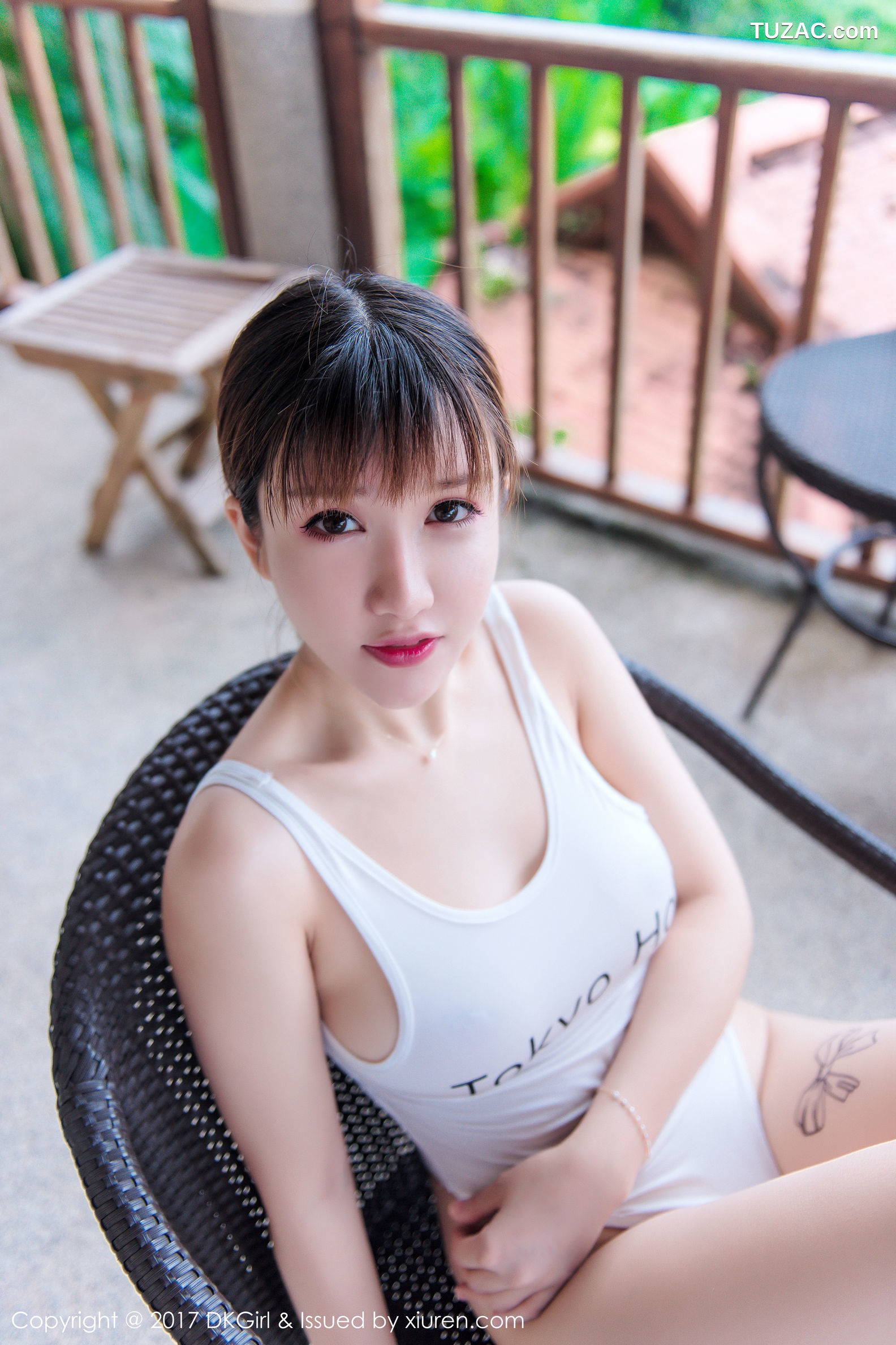 DKGirl御女郎-011-k8傲娇萌萌vivian-泳装-高叉-湿身