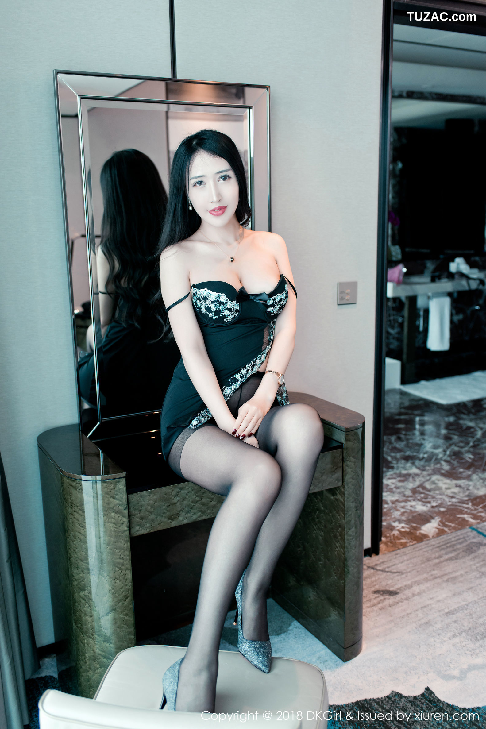 DKGirl御女郎-068-余馨妍-修长美腿黑丝诱惑